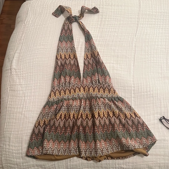 Abbeline Tops - Patterned Halter Top